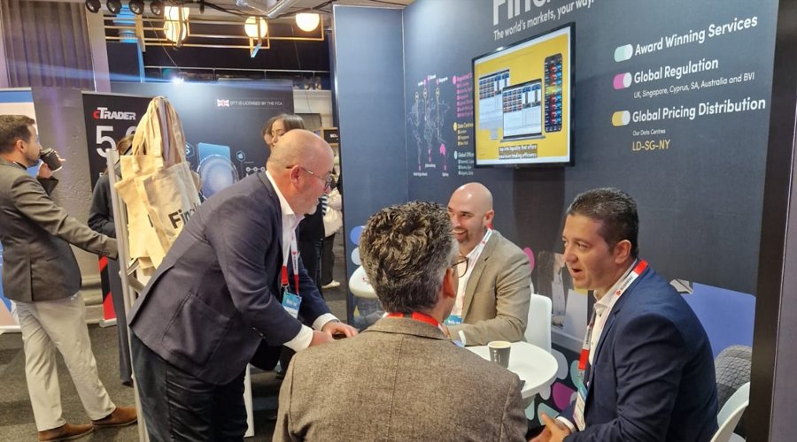 从9美分到115美元:Figma(FIG.US)千亿市值背后的风头盛宴,Greylock40倍回报创纪录