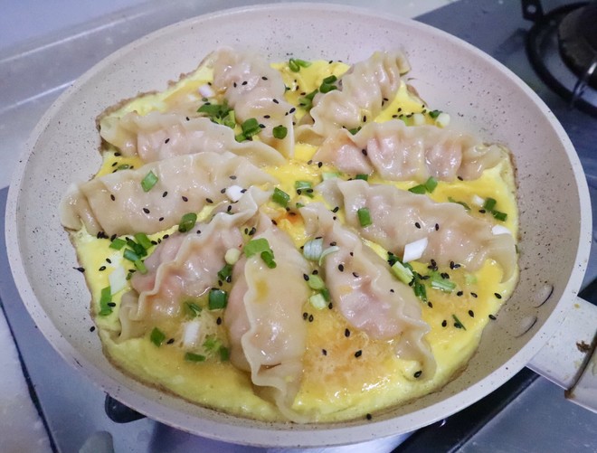 “中国龙眼之乡”广东茂名今年首批龙眼出口加拿大